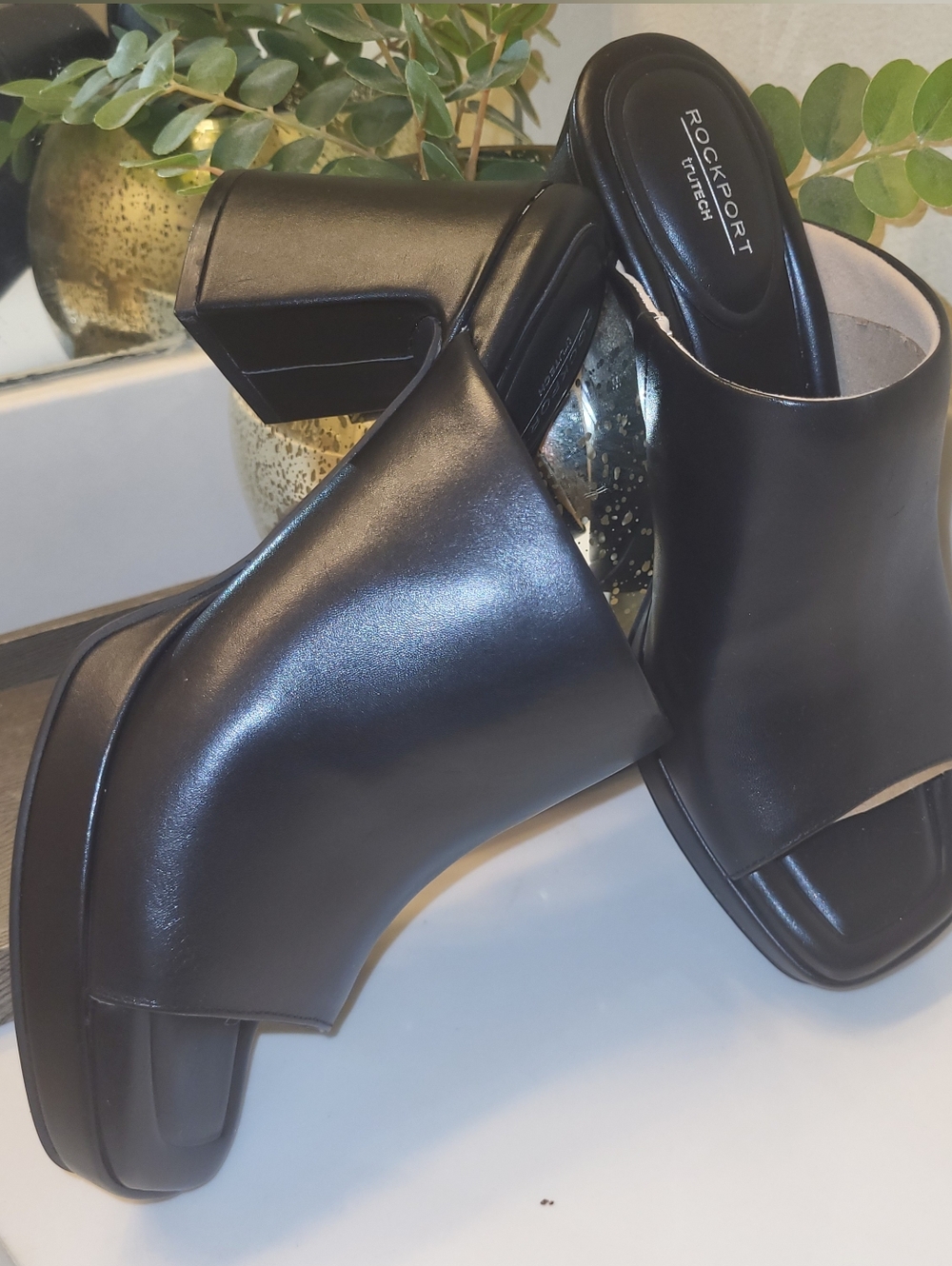 ROCKPORT NEW  Women's Aurielia Block Slide Black Heels /Leather Shoes / Size 7.5
